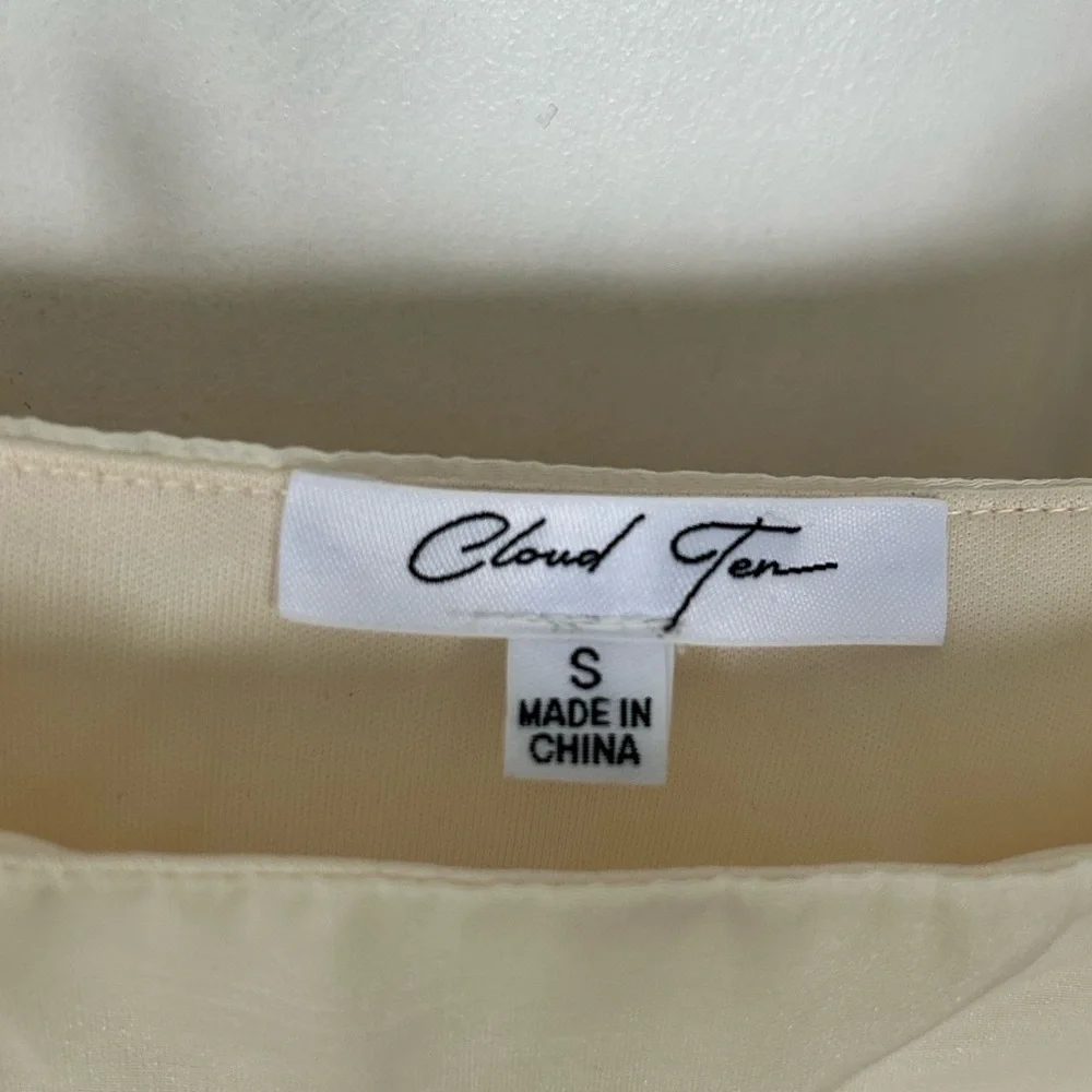 Elegant Cream Puff Sleeve Mini Dress - Picture 2 of 2